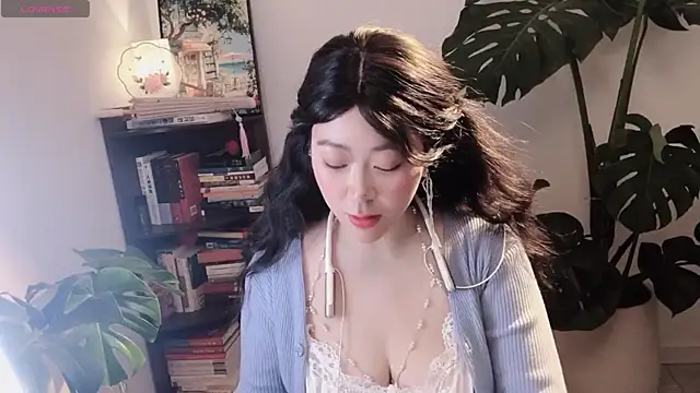 Emmaq996 online show from 02-06-26, 02:05