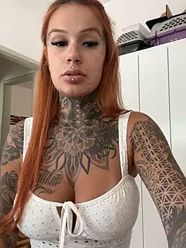 Snapshot of sereiaruiva99 chatting on 02-09-26, 02:43 sereiaruiva99 online show from 02-09-26, 02:43