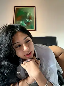 Snapshot of lynn9000 chatting on 12-13-25, 08:25 lynn9000 online show from 12-13-25, 08:25