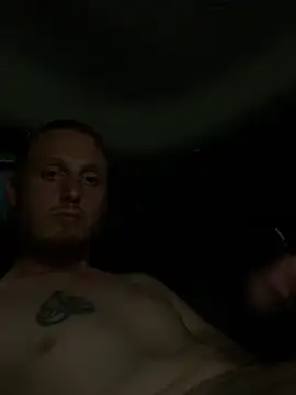 Snapshot of BIGxRED chatting on 09-19-25, 10:16 BIGxRED online show from 09-19-25, 10:16