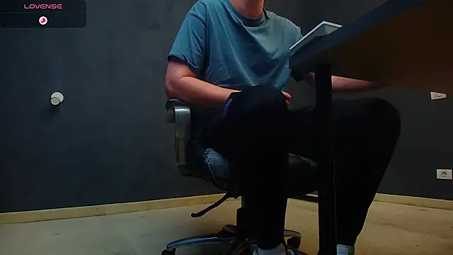 EnzoRace online show from 11-01-25, 05:53