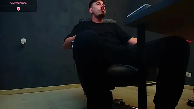 EnzoRace online show from 11-12-25, 05:30