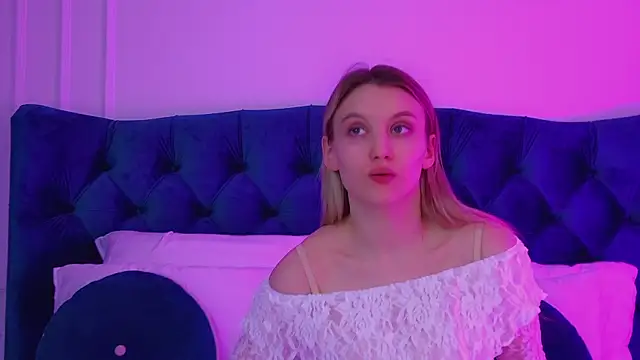 StacyEvances online show from 03-07-26, 06:27