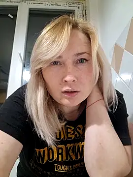 Xseniy online show from 11-03-25, 06:42