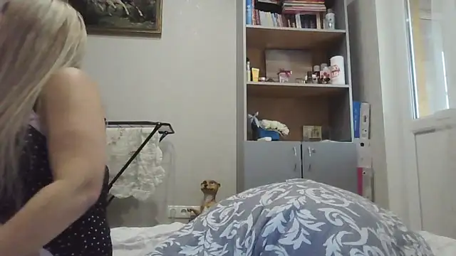 AmandaaLaSexyq online show from 10-06-25, 08:01