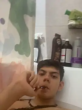 Snapshot of Cos_minn chatting on 11-27-25, 05:04 Cos minn online show from 11-27-25, 05:04