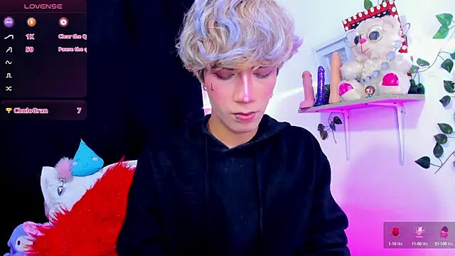 Cooperrosscute233 online show from 10-17-25, 02:41