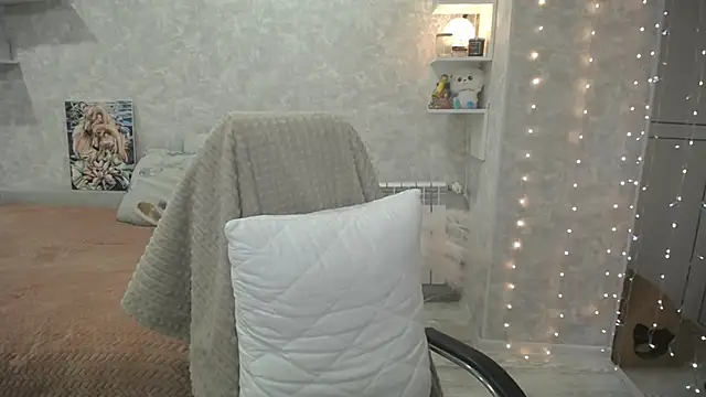 NickyAdamidi online show from 10-19-25, 03:12