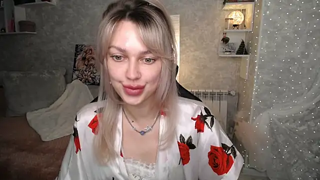 Snapshot of NickyAdamidi chatting on 01-09-26, 01:14 NickyAdamidi online show from 01-09-26, 01:14