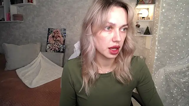 Snapshot of NickyAdamidi chatting on 01-11-26, 02:55 NickyAdamidi online show from 01-11-26, 02:55