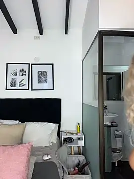 MystiqueXXX online show from 02-21-26, 01:12