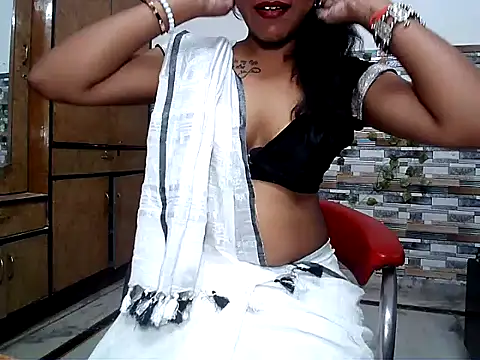 HOT AARVI11 online show from 09-29-25, 05:01