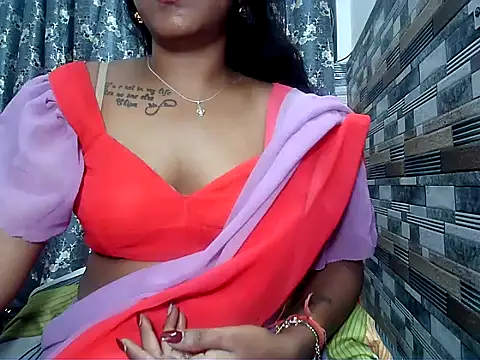 HOT AARVI11 online show from 10-20-25, 09:26