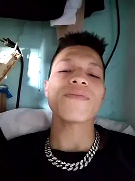 Snapshot of elinnki chatting on 09-08-25, 05:45 elinnki online show from 09-08-25, 05:45