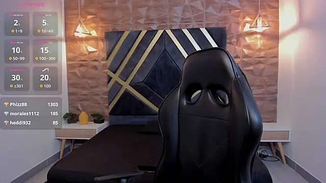 Emmaa white  online show from 12-19-25, 05:36