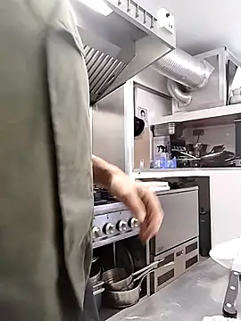 hotmen83 online show from 10-14-25, 07:20