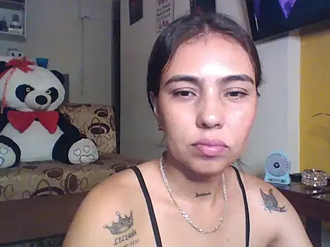 EmmaSplycer02 online show from 04-02-26, 03:04