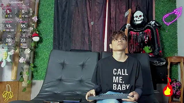 spicy adonhis online show from 10-30-25, 12:06