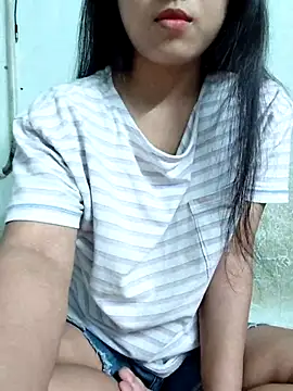 Snapshot of BabySweet-18 chatting on 04-02-26, 07:17 BabySweet-18 online show from 04-02-26, 07:17