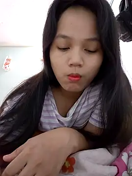 Snapshot of BabySweet-18 chatting on 04-03-26, 07:17 BabySweet-18 online show from 04-03-26, 07:17