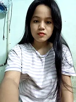 Snapshot of BabySweet-18 chatting on 04-06-26, 07:20 BabySweet-18 online show from 04-06-26, 07:20