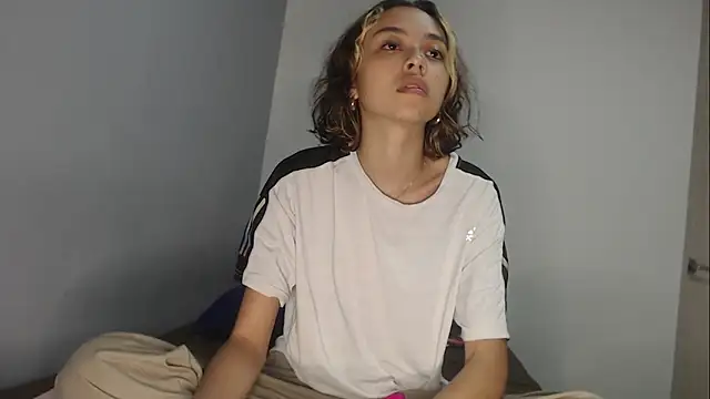 brisazanes online show from 11-16-25, 02:06