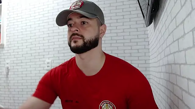 BombeiroHotx online show from 10-05-25, 03:54