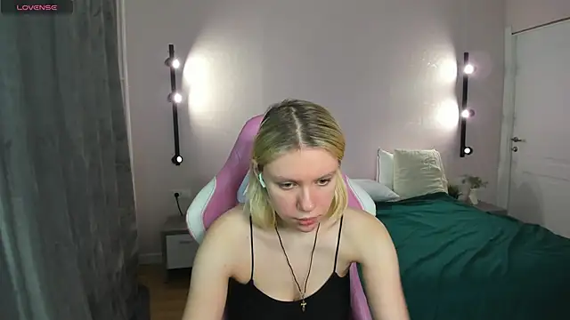 Casey Miller online show from 10-06-25, 01:14