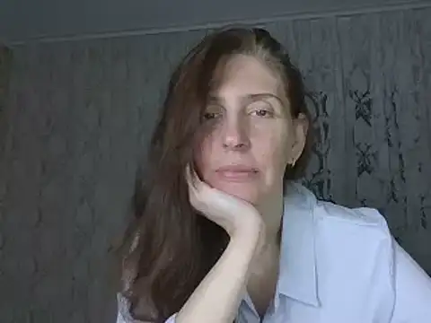 Snapshot of CandiCole chatting on 10-10-25, 01:48 CandiCole online show from 10-10-25, 01:48