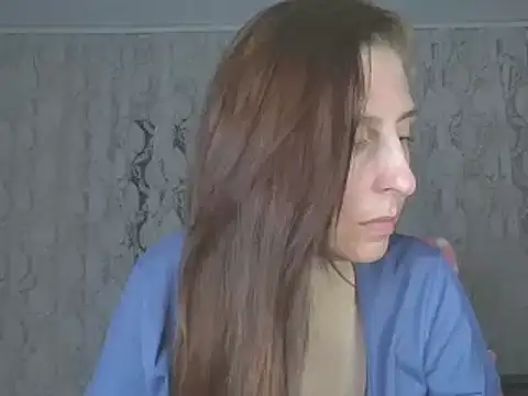 Snapshot of CandiCole chatting on 10-30-25, 06:52 CandiCole online show from 10-30-25, 06:52