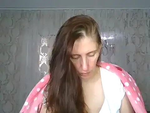 Snapshot of CandiCole chatting on 10-31-25, 07:31 CandiCole online show from 10-31-25, 07:31