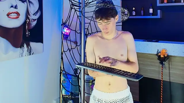  DantFox  online show from 10-30-25, 09:26