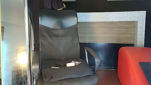  DantFox  online show from 11-12-25, 07:35