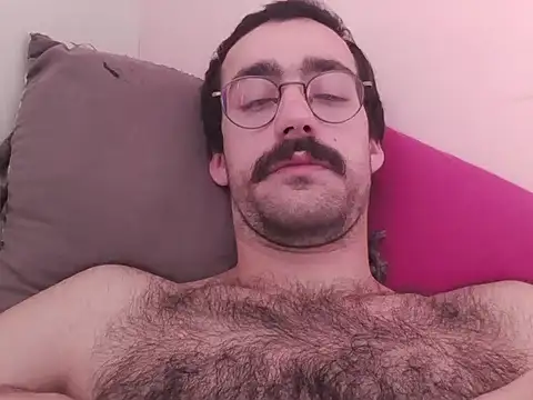 Snapshot of BalloonSlave1513 chatting on 02-13-26, 10:33 BalloonSlave1513 online show from 02-13-26, 10:33