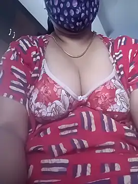 Snapshot of Tamil_Sivani chatting on 11-01-25, 03:41 Tamil Sivani online show from 11-01-25, 03:41