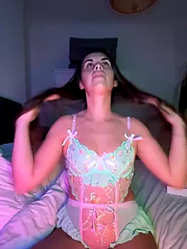 AlitaNova online show from 09-28-25, 04:12