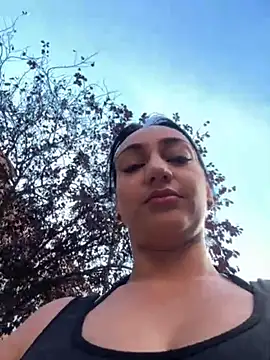 Ninabigtitied online show from 10-16-25, 09:54