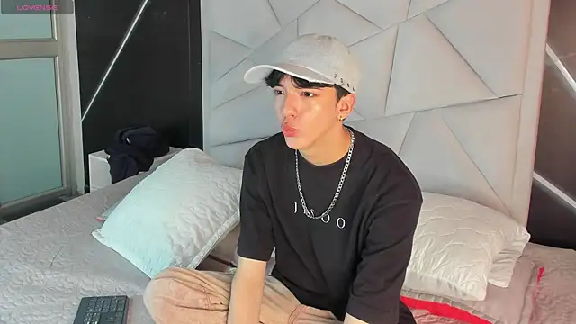 AerumChae online show from 04-05-26, 07:11