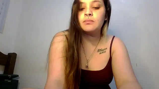 Snapshot of devilbaby9696 chatting on 11-12-25, 02:34 devilbaby9696 online show from 11-12-25, 02:34