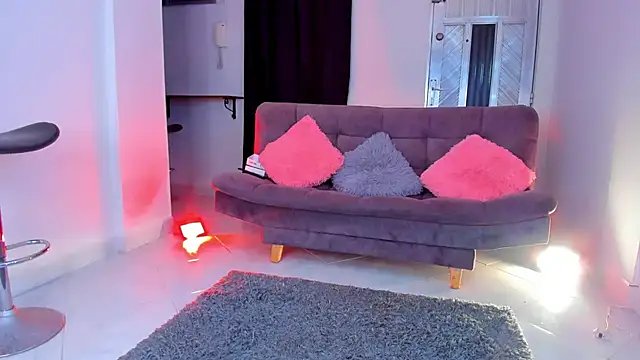  Mia Pink  online show from 10-21-25, 10:43