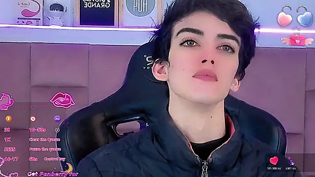 Baby FenixTS online show from 01-14-26, 05:02