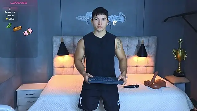 Snapshot of Horny_nick18 chatting on 10-10-25, 12:04 Horny nick18 online show from 10-10-25, 12:04