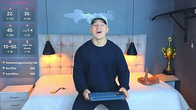 Snapshot of Horny_nick18 chatting on 10-11-25, 12:26 Horny nick18 online show from 10-11-25, 12:26