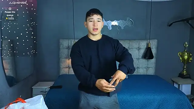 Snapshot of Horny_nick18 chatting on 10-28-25, 09:35 Horny nick18 online show from 10-28-25, 09:35