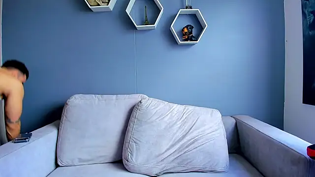 Paul Phoenix online show from 10-20-25, 07:14