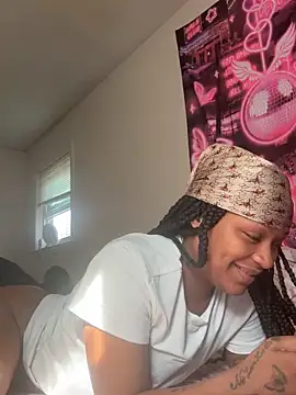 PrettyBabriexox online show from 04-16-26, 01:45