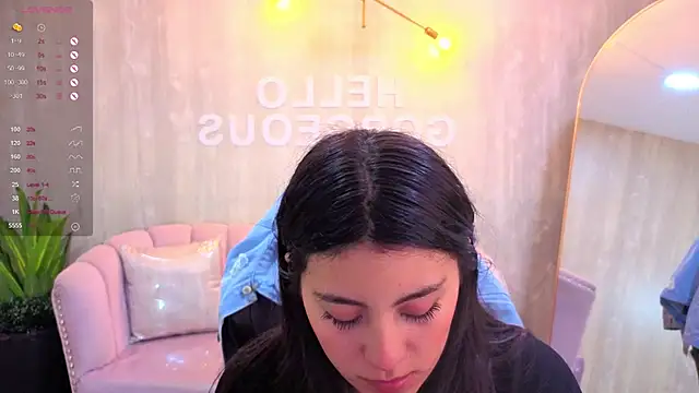 Zoe Blaze A online show from 11-14-25, 12:15