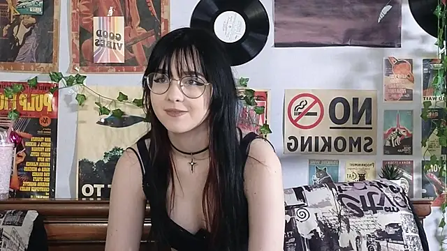 Snapshot of BereniceBattersby chatting on 11-01-25, 08:16 BereniceBattersby online show from 11-01-25, 08:16