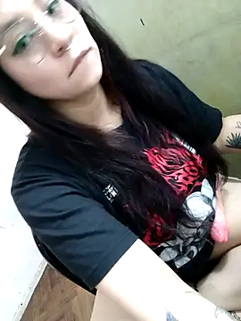 Snapshot of Katimor95 chatting on 09-16-25, 01:23 Katimor95 online show from 09-16-25, 01:23