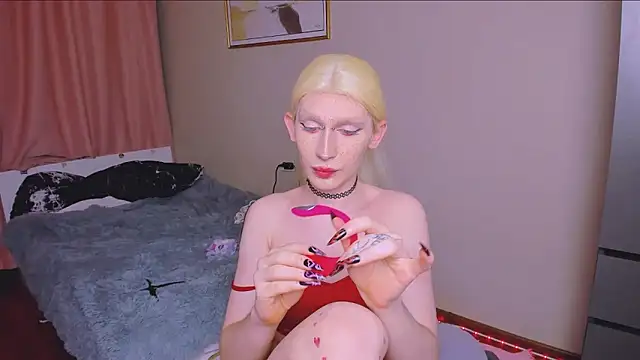 yoi mika online show from 12-22-25, 07:00